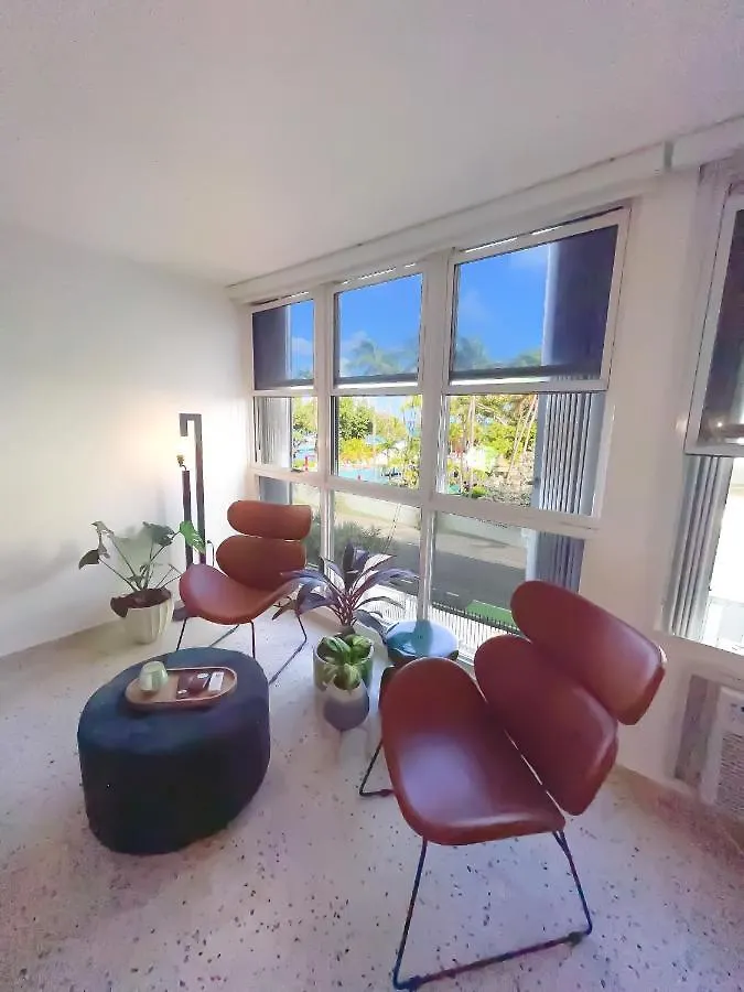 Villa Jungla Del Mar - Oceanfront City Apartment San Juan
